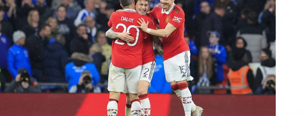 Manchester United går vidare till final mot Manchester City!
