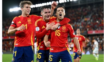 Spanien 3-2 Schweiz, lätt avancerat