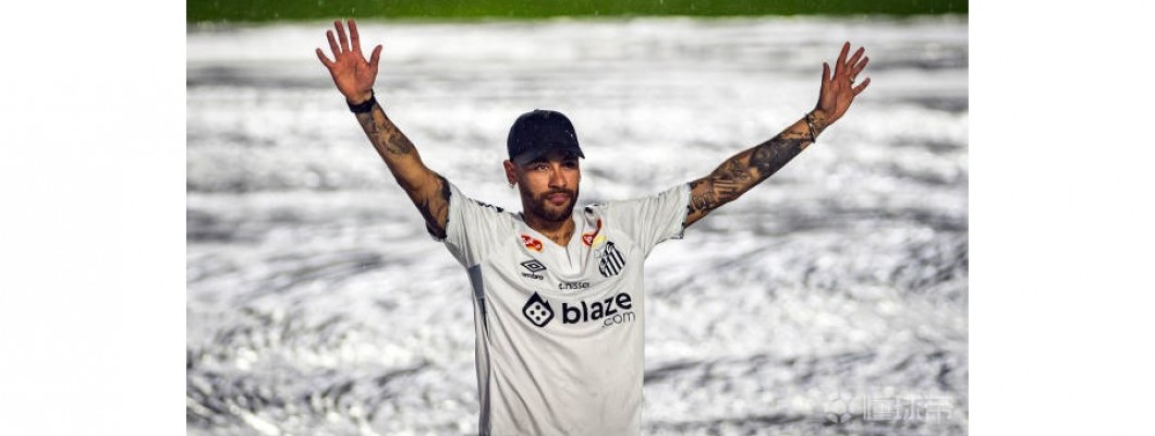 Spelade för Santos igen efter 4273 dagar