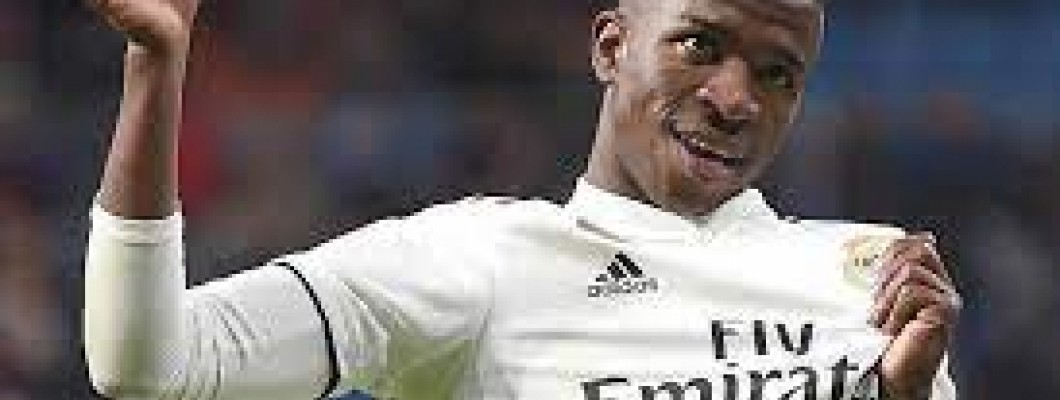 Vinicius förnyar kontraktet med Real Madrid
