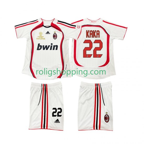 Fotbollströja AC Milan KAKA 22 2007 Retro Barn Bortaställ 2006 Kort ärm