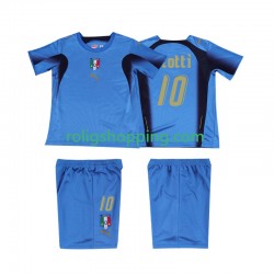 Fotbollströja Italien TOTTI 10 Retro Barn Hemmaställ 2006 Kort ärm