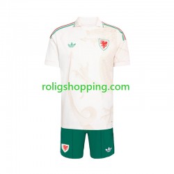 Fotbollströja Wales Barn Bortaställ World Cup 2026 Kort ärm Fotbollströja Wales Barn Bortaställ World Cup 2026 Kort ärm