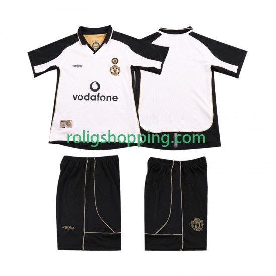 Manchester United Anniversary Football Shirt 2001 2002 Barn Bortaställ Kort ärm
