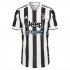 Fotbollströja Juventus Turin Hemmaställ 2021-2022 Kort ärm