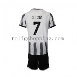 Fotbollströja Juventus Chiesa 7 Barn Hemmaställ 2022-2023 Kort ärm