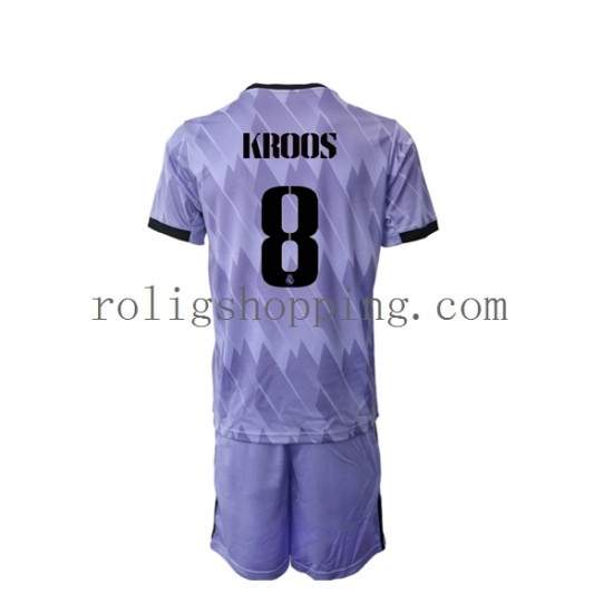 Fotbollströja Real Madrid Toni Kroos 8 Barn Bortaställ 2022-2023 Kort ärm